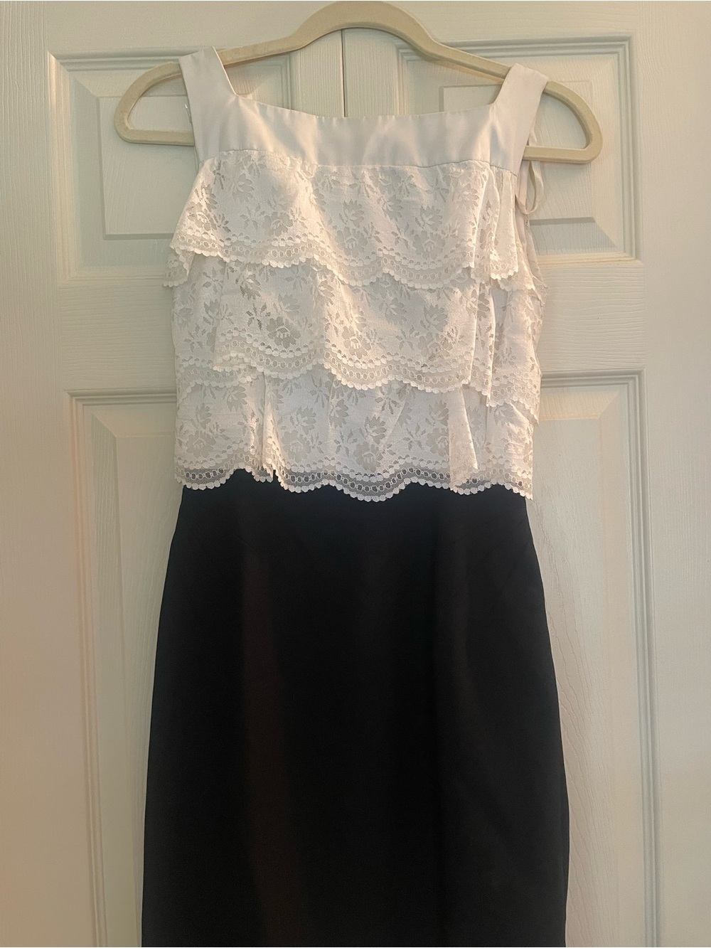Vintage White Lace Bodice Black Skirt Dress